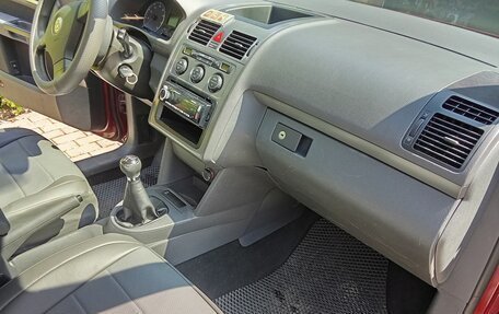 Volkswagen Touran III, 2010 год, 520 000 рублей, 26 фотография