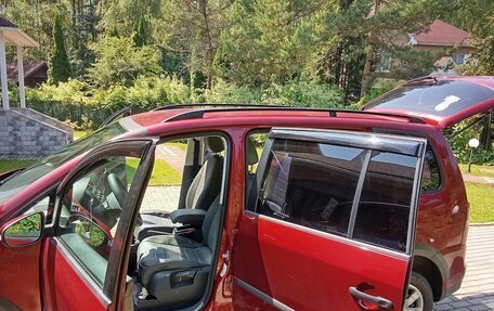 Volkswagen Touran III, 2010 год, 520 000 рублей, 22 фотография