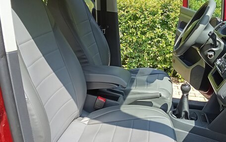 Volkswagen Touran III, 2010 год, 520 000 рублей, 25 фотография