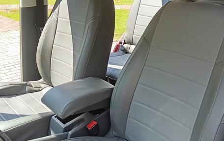 Volkswagen Touran III, 2010 год, 520 000 рублей, 36 фотография
