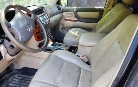 Toyota Land Cruiser 100 рестайлинг 2, 2003 год, 1 250 000 рублей, 3 фотография