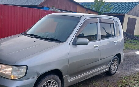 Nissan Cube II, 2001 год, 295 000 рублей, 2 фотография