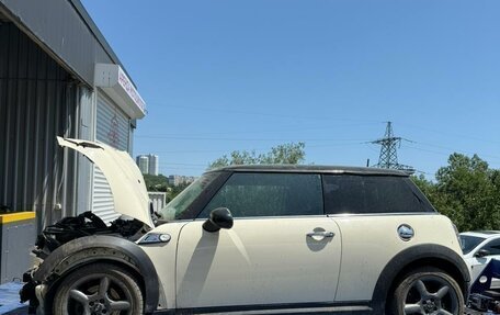 MINI Hatch, 2010 год, 600 000 рублей, 1 фотография