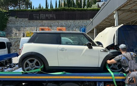 MINI Hatch, 2010 год, 600 000 рублей, 8 фотография