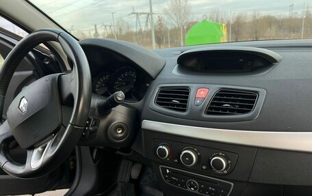 Renault Fluence I, 2010 год, 840 000 рублей, 11 фотография