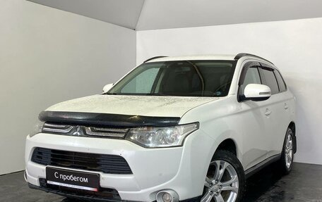 Mitsubishi Outlander III рестайлинг 3, 2013 год, 1 149 000 рублей, 3 фотография