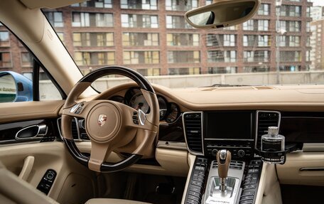 Porsche Panamera II рестайлинг, 2012 год, 3 825 000 рублей, 17 фотография