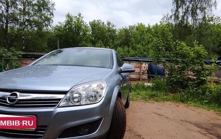 Opel Astra H, 2011 год, 699 999 рублей, 9 фотография