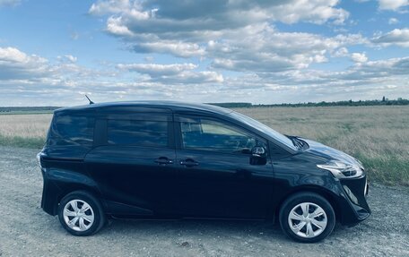 Toyota Sienta II, 2019 год, 1 520 000 рублей, 5 фотография