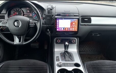 Volkswagen Touareg III, 2012 год, 1 780 000 рублей, 4 фотография