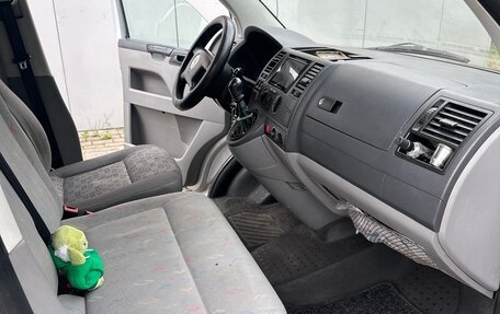 Volkswagen Transporter T5 рестайлинг, 2006 год, 1 150 000 рублей, 10 фотография