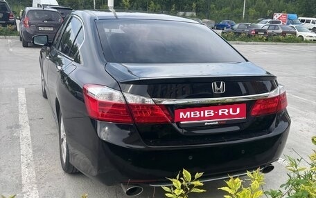 Honda Accord IX рестайлинг, 2013 год, 1 650 000 рублей, 8 фотография