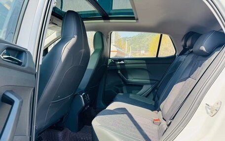 Volkswagen T-Cross I, 2022 год, 1 372 000 рублей, 7 фотография
