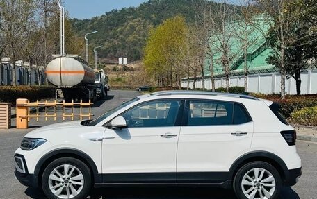 Volkswagen T-Cross I, 2022 год, 1 372 000 рублей, 3 фотография
