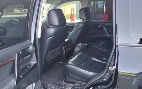 Toyota Land Cruiser 200, 2014 год, 3 900 000 рублей, 8 фотография