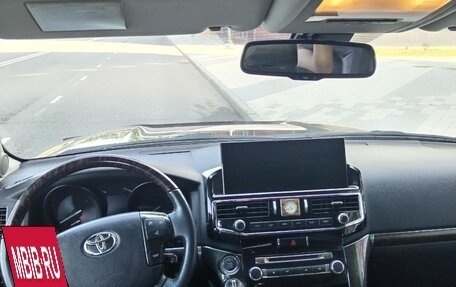 Toyota Land Cruiser 200, 2014 год, 3 900 000 рублей, 9 фотография
