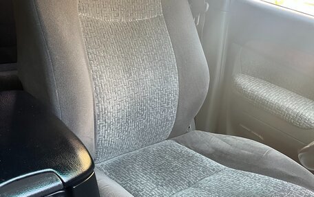 Toyota Land Cruiser Prado 120 рестайлинг, 2008 год, 2 249 000 рублей, 22 фотография