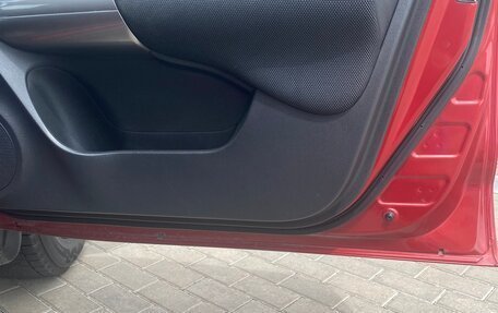 Nissan Juke II, 2011 год, 800 000 рублей, 13 фотография