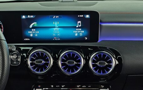 Mercedes-Benz CLA, 2020 год, 3 000 000 рублей, 14 фотография