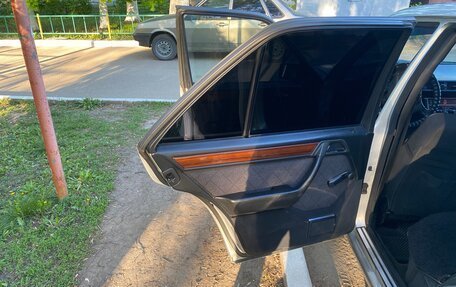 Mercedes-Benz E-Класс, 1994 год, 470 000 рублей, 13 фотография