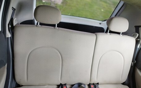 Toyota Passo III, 2004 год, 230 000 рублей, 5 фотография