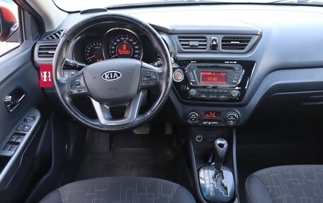 KIA Rio III рестайлинг, 2012 год, 850 000 рублей, 10 фотография
