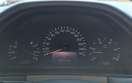 Mercedes-Benz E-Класс, 1997 год, 850 000 рублей, 19 фотография