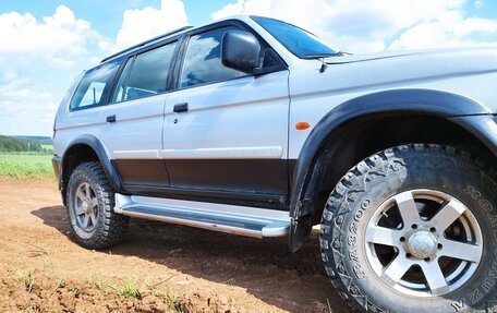 Mitsubishi Pajero Sport II рестайлинг, 2002 год, 820 000 рублей, 6 фотография