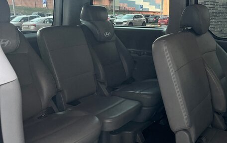 Hyundai Grand Starex Grand Starex I рестайлинг 2, 2017 год, 2 870 000 рублей, 6 фотография