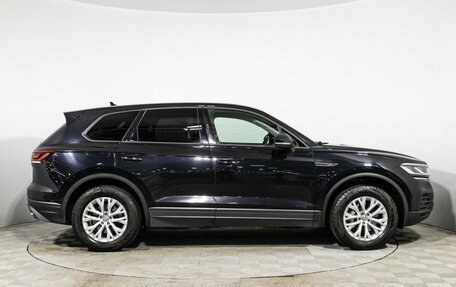 Volkswagen Touareg III, 2018 год, 3 989 898 рублей, 4 фотография