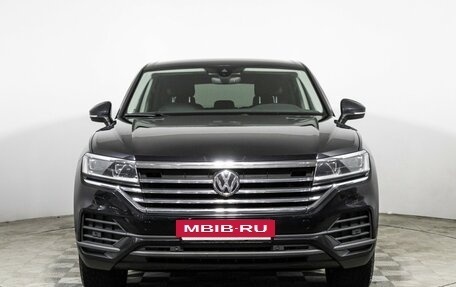 Volkswagen Touareg III, 2018 год, 3 989 898 рублей, 2 фотография