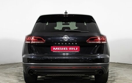 Volkswagen Touareg III, 2018 год, 3 989 898 рублей, 6 фотография