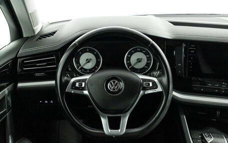 Volkswagen Touareg III, 2018 год, 3 989 898 рублей, 19 фотография