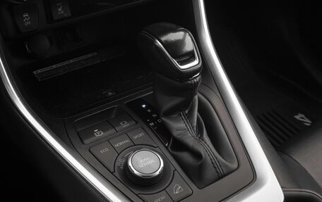 Toyota RAV4, 2021 год, 3 465 000 рублей, 12 фотография