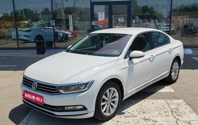 Volkswagen Passat B8 рестайлинг, 2018 год, 2 030 000 рублей, 1 фотография