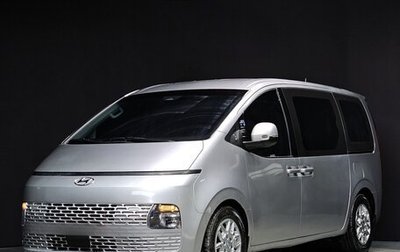 Hyundai Staria, 2022 год, 2 400 000 рублей, 1 фотография