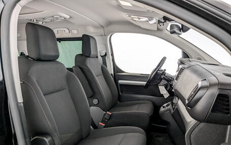 Peugeot Traveller I, 2021 год, 2 645 000 рублей, 25 фотография