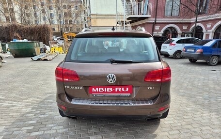 Volkswagen Touareg III, 2011 год, 2 000 000 рублей, 4 фотография