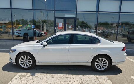Volkswagen Passat B8 рестайлинг, 2018 год, 2 030 000 рублей, 2 фотография