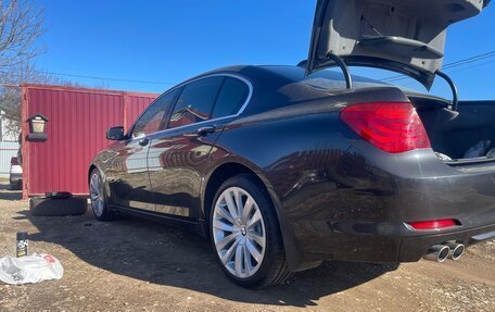 BMW 7 серия, 2009 год, 1 930 000 рублей, 17 фотография