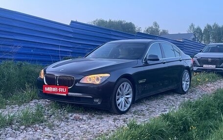 BMW 7 серия, 2009 год, 1 930 000 рублей, 11 фотография