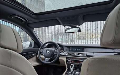 BMW 7 серия, 2009 год, 1 930 000 рублей, 24 фотография