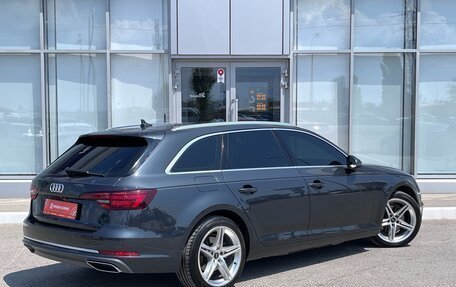 Audi A4, 2018 год, 2 200 000 рублей, 5 фотография