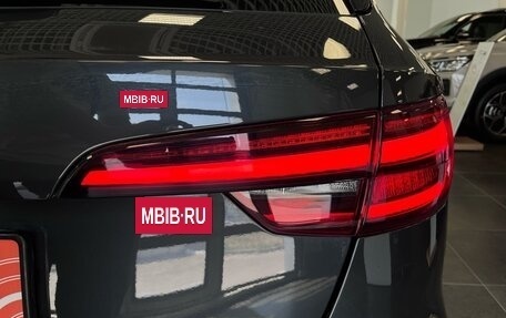 Audi A4, 2018 год, 2 200 000 рублей, 10 фотография