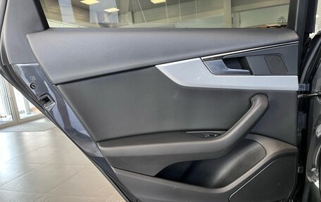 Audi A4, 2018 год, 2 200 000 рублей, 23 фотография
