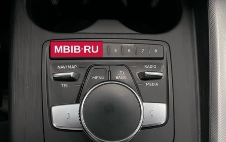 Audi A4, 2018 год, 2 200 000 рублей, 19 фотография