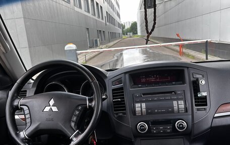 Mitsubishi Pajero IV, 2008 год, 1 600 000 рублей, 7 фотография