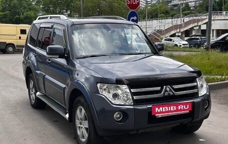 Mitsubishi Pajero IV, 2008 год, 1 600 000 рублей, 2 фотография