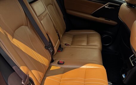 Lexus RX IV рестайлинг, 2016 год, 3 550 000 рублей, 10 фотография