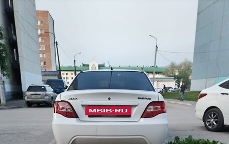 Daewoo Nexia I рестайлинг, 2012 год, 220 000 рублей, 7 фотография